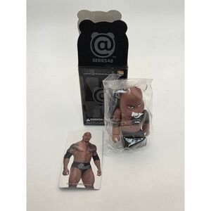 Medicom Toy Bearbrick Series 48 The Rock WWE Artist 100% Figure Sealed with Card